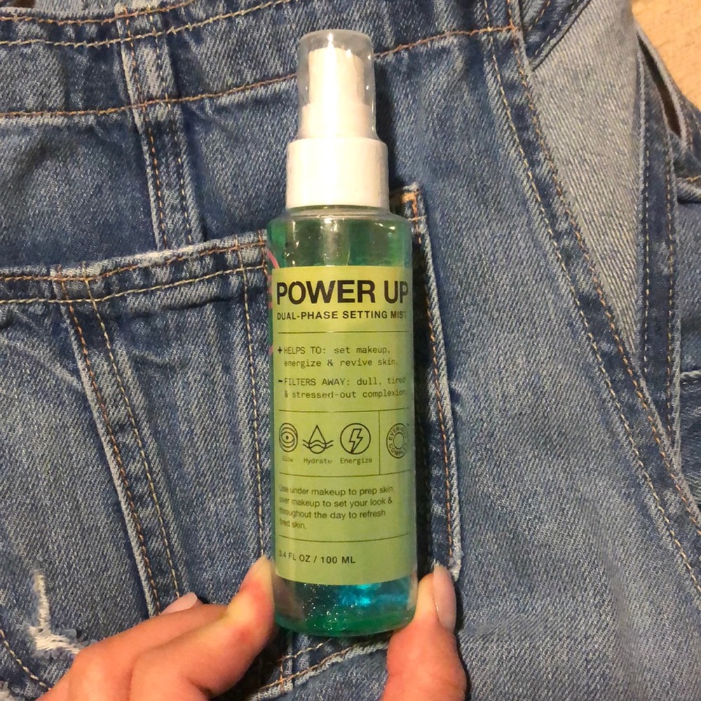 PowerUp Dual Phase Setting Mist NWT